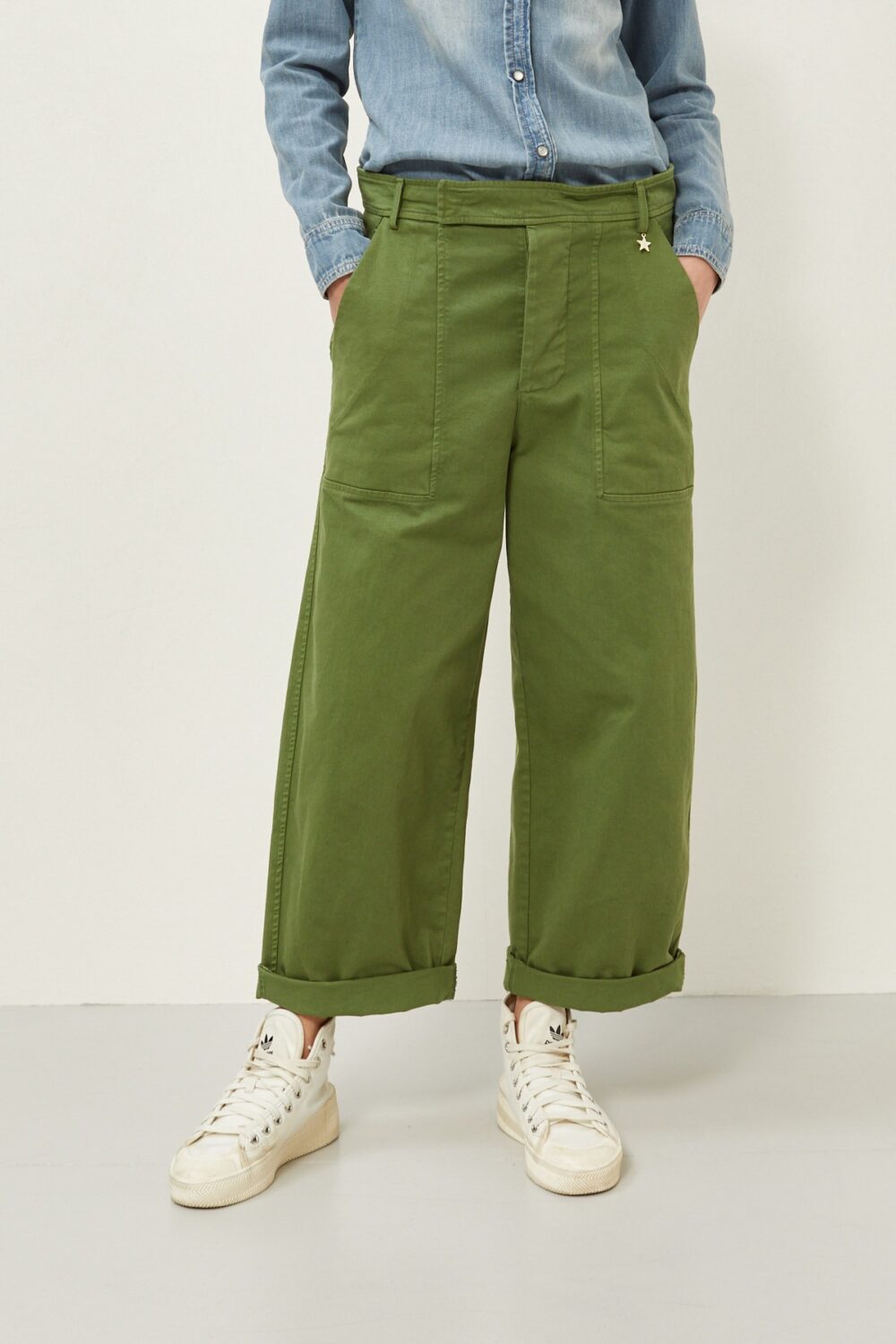 Pantalone maxi tasche