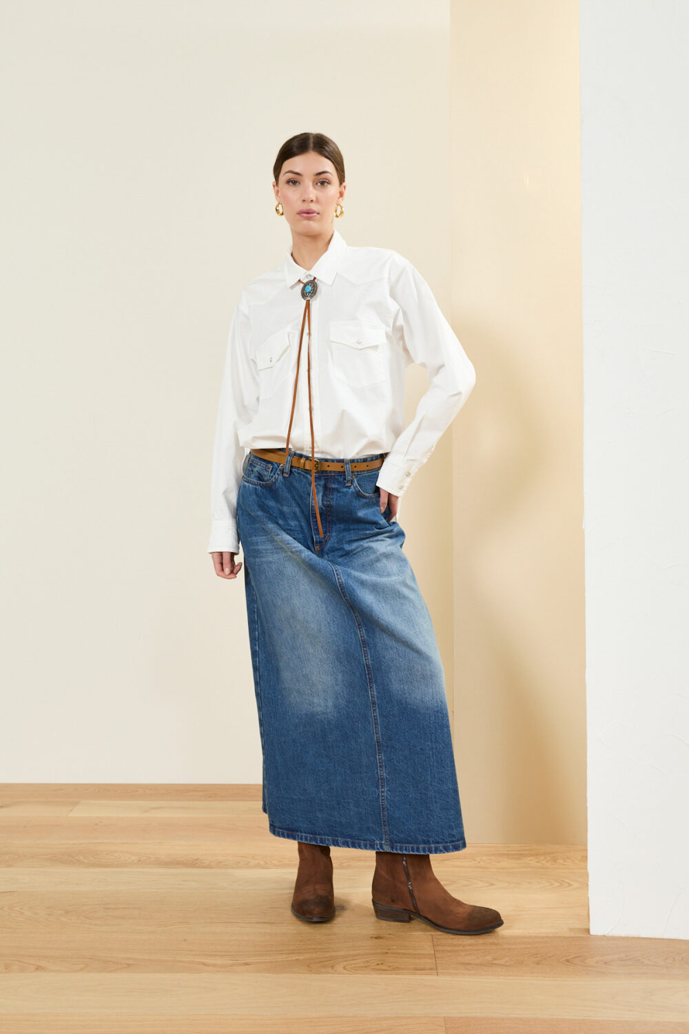 Gonna denim con spacco retro