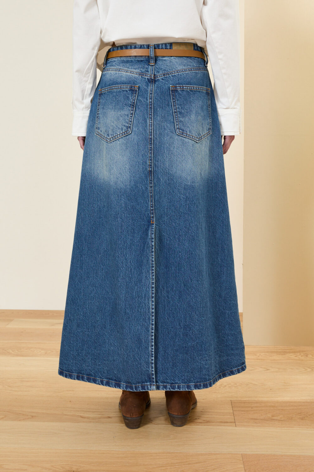 Gonna denim con spacco retro - immagine 3